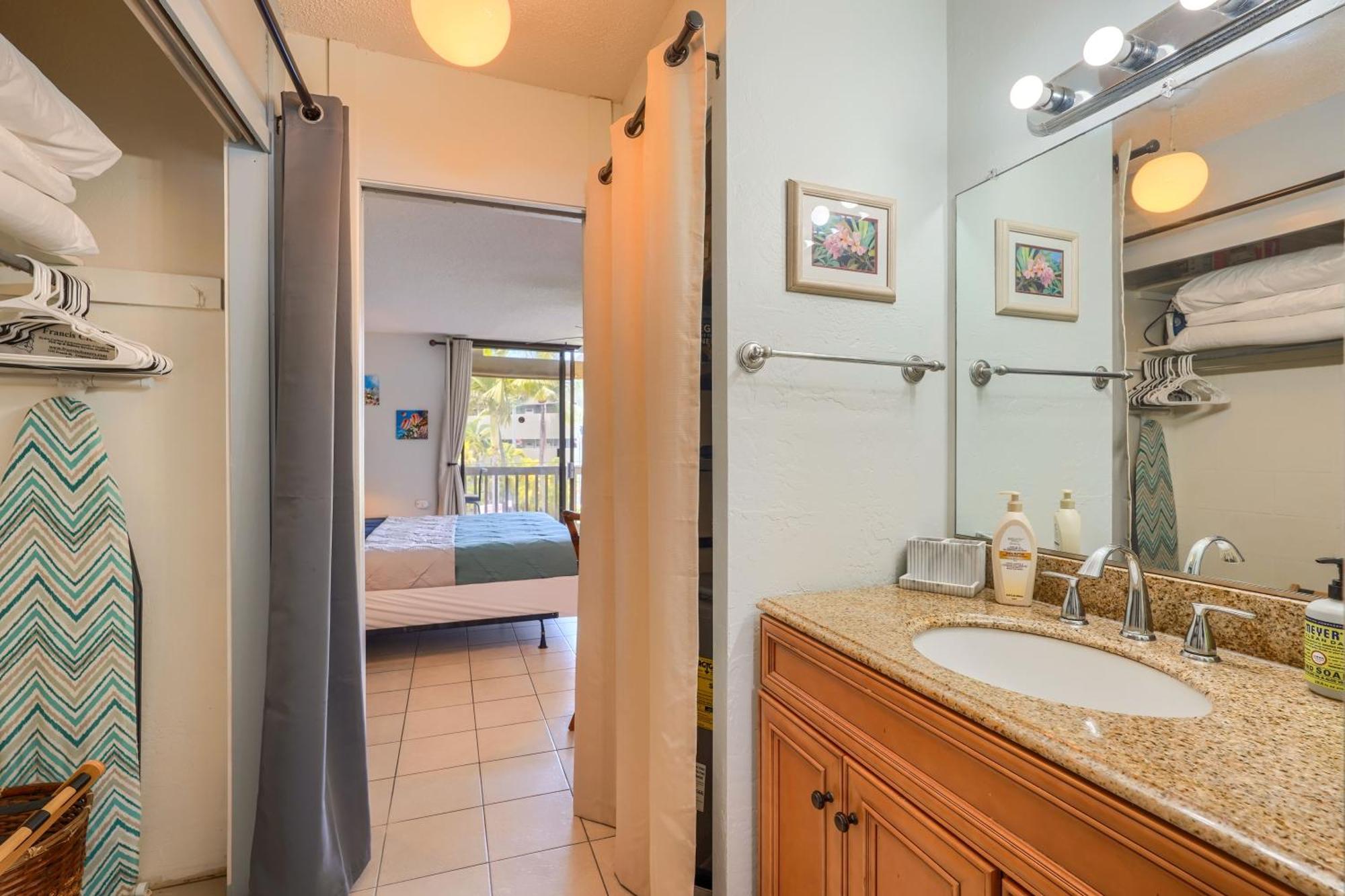 Couples Beach Studio / Relaxing & Comfortable. Kailua-Kona Bagian luar foto